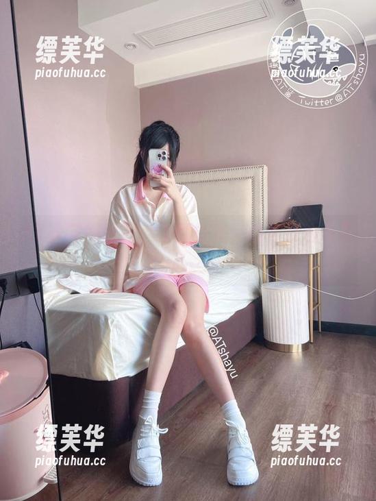 AT鲨花嫁原图，告别圣光：看你开心不开心。
