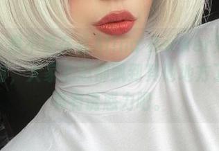 所以，是不是在看Alina Becker妹子的写真时，大家心思都飘到其他地方了？太具有诱惑力吧。