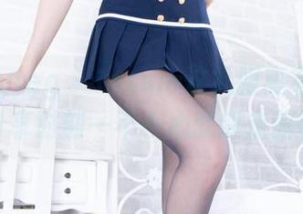 Beautyleg - Jessie这礼服真有意思，高清分享时刻一不小心就剑走偏锋了。