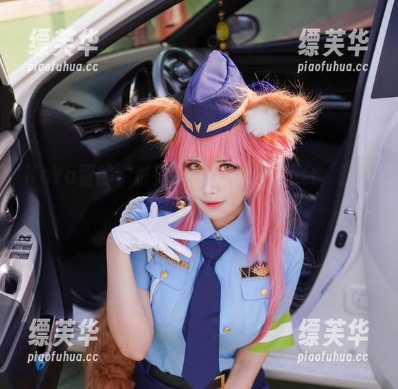 KaYa萱的“杀戮都市”：一言不合，就把私拍资源甩出来。