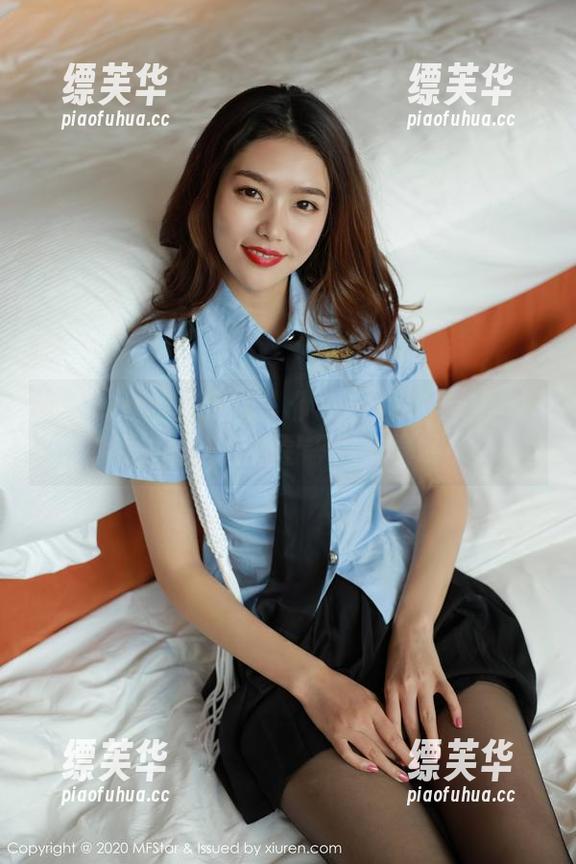 MFStar模范学院 - 伊小七MoMo女友上线——塔台美图等你来发现！