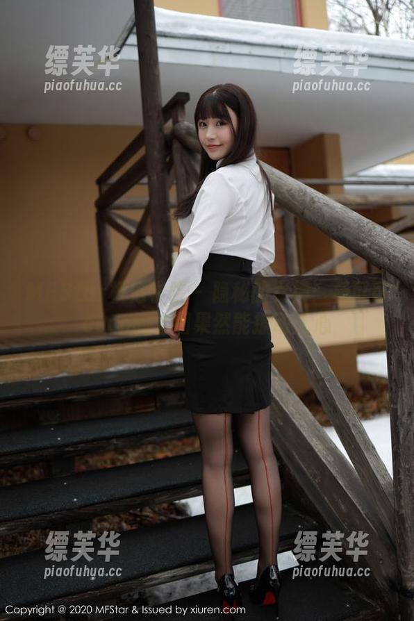 MFStar模范学院 - 隐秘的女神：杨可可coco的套图果然能撩动人心