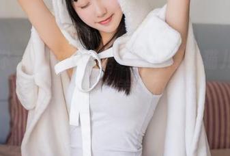 噢,你看!这是喵糖映画的高清猫儿少女,原图居然完美到不真实。