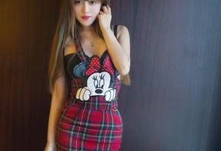 TuiGirl推女郎 - 捧着‘夏婉婉美足’作品集,我的视线和意志都被这高清征服了!
