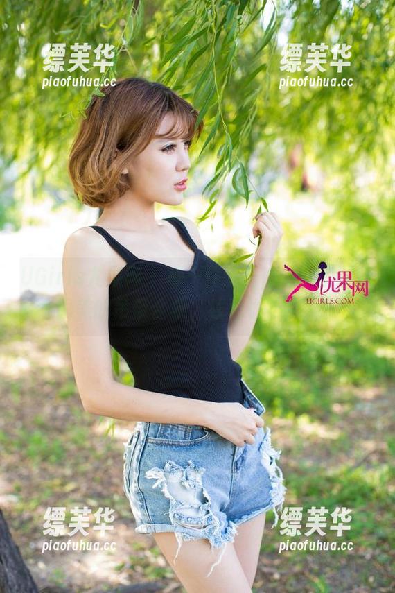UGirls尤果网 - 每一件都是心动，下载韩恩美的吊带合集，钱包也不心痛！