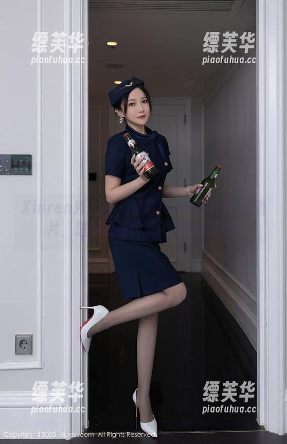 Xiuren秀人网 - 借着Mila嘟嘟的JK图片，想起我那段“不堪”的青春
