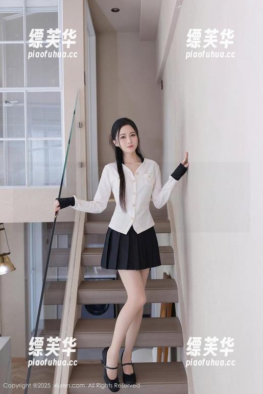 Xiuren秀人网 - 来聊聊卓君Jeanes泳装那些琐碎的小事，完全是在图库的分享里迷失