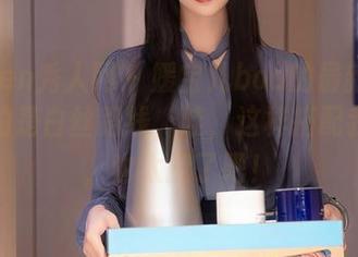 Xiuren秀人网 - 媛宝儿boa的最新图册,走的是白丝路线,哇,这样搭配我见过,也太撩了吧!