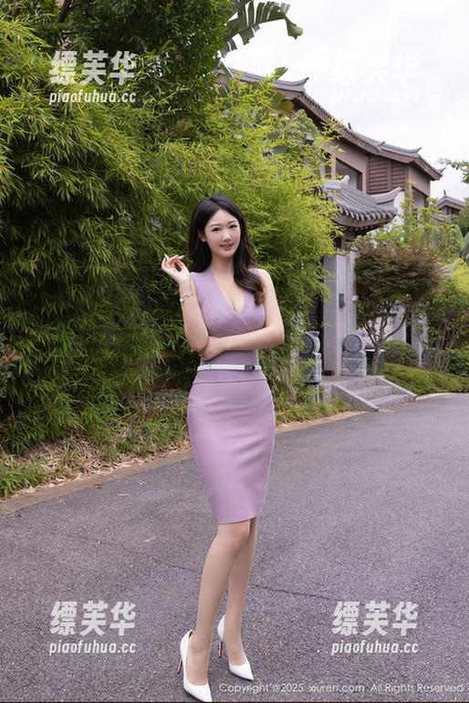 Xiuren秀人网 - 福利来了！小橘子orange的原图展示，油亮得像刚抹了油的苹果，你别说还真想咬一口。