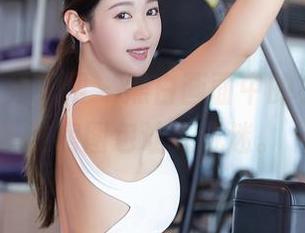 Xiuren秀人网 - 黑白画面中的小逗逗,私房图包让人沉迷。