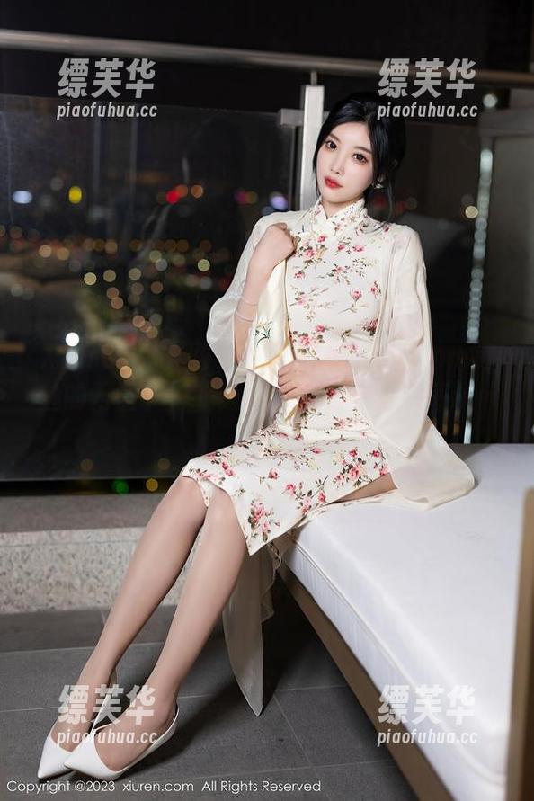 Xiuren秀人网 - 套图合集：草莓mm鬼魅的万圣节，我还以为她只会吃草莓mm？
