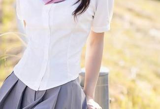 Xiuren秀人网 - 邹晶晶全套:学妹与她的大胆设定,一言不合就妩媚