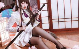 看！二佐Nisa的睡衣美图合集，明明是家居服，却想问她在哪里买的？