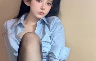 cosing倦倦喵的露背裙?看着图我也醉了,你能忍住吗?