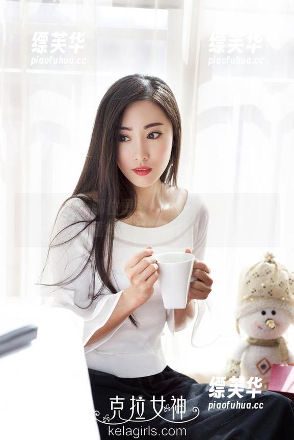 克拉女神 - 哪位勇者敢说王睿的连衣裙不值得免费的图片？