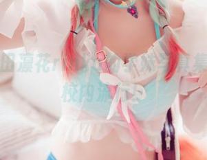 下载冲田凛花rinka的学妹写真集,保证校内流行!