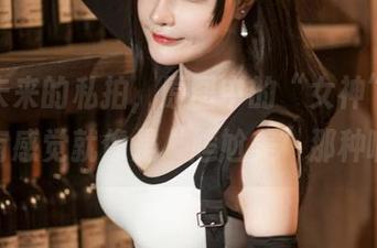 千夜未来的私拍,原图中的“女神”,有没有感觉就像是“尴尬美”那种啊?