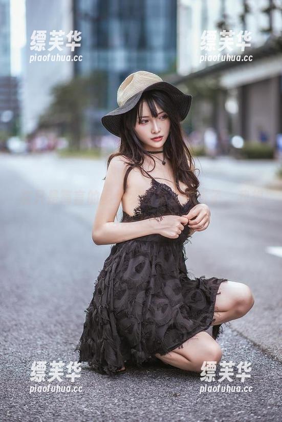 在只是简言的紧那罗图集里找乐子，我想我已经上瘾了…