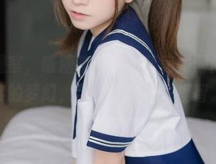 原图观察,喵糖映画的小萝莉如同闯入现实的梦幻,甜到让人丧失理智。