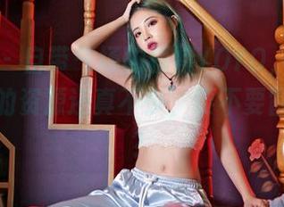 嗲囡囡 - 自带气场的模特YOYO,黑色写真集里的资源还真不少,要不要冒险一试?