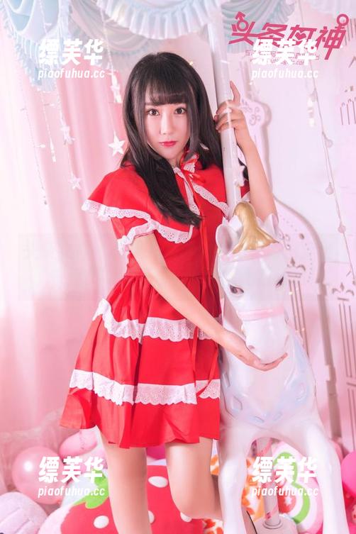 头条女神 - 松果儿教你如何把制服也穿出‘快递员’的气质——原图更新送达！