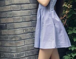 头条女神 - 欲罢不能:松果儿的粉色无圣光图包破坏小清新。