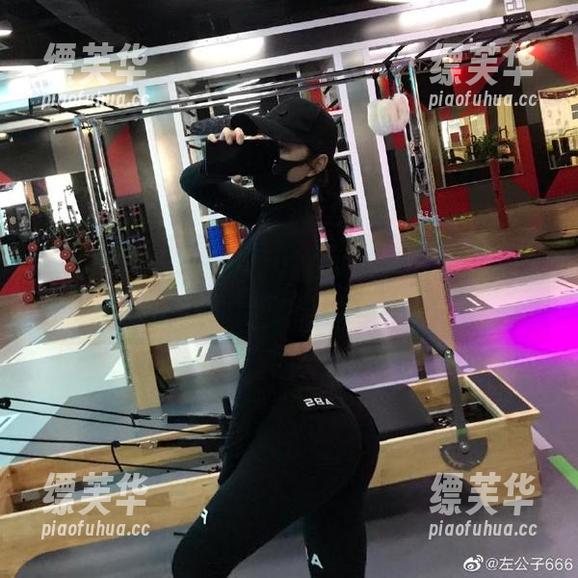 微密圈 - 左公子666给你送上最细内内，快来下载这幅精致图片吧！