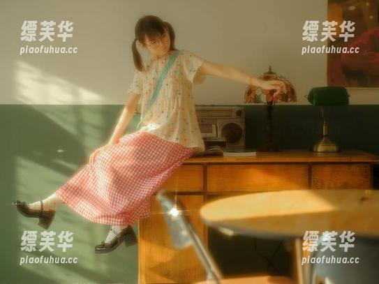 有啥好说的，高清的校服和幼水铃衣，活生生把我击倒在地。