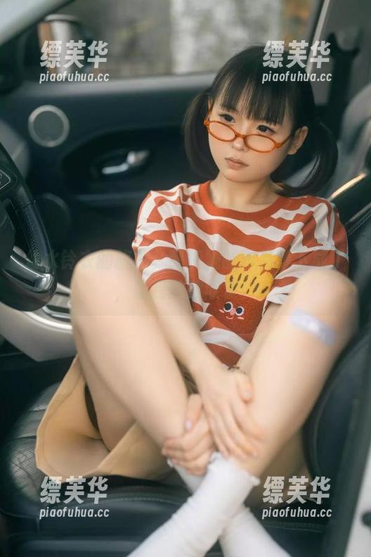 幼水铃衣的旅拍，我把她的作品集下载了，让我放肆欣赏！