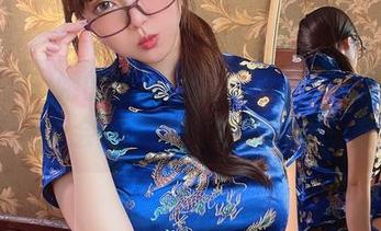 微密圈 - 她的油亮黑丝制服写真，张思允nice真会挑，精挑细选你会爱上。