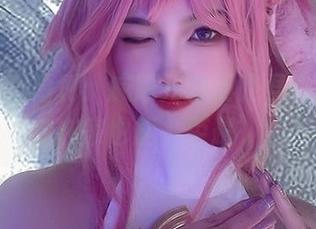 凌乱中的福利:戚顾儿的王昭君作品,让你在家也能‘荣耀’!
