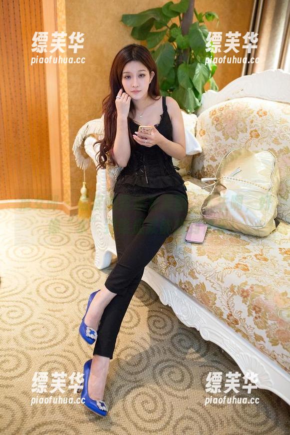 推女郎 - 活捉娜露泳衣美图，人生啊，好像“水”到渠成就能找到快乐！