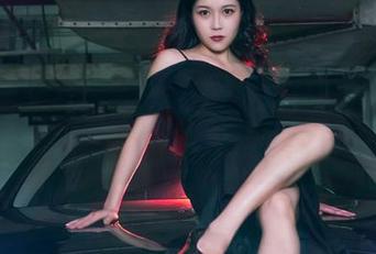 果团网 - 哇,黄歆苑果然没有让人失望,灰丝写真,真是一种淡淡的雅致。