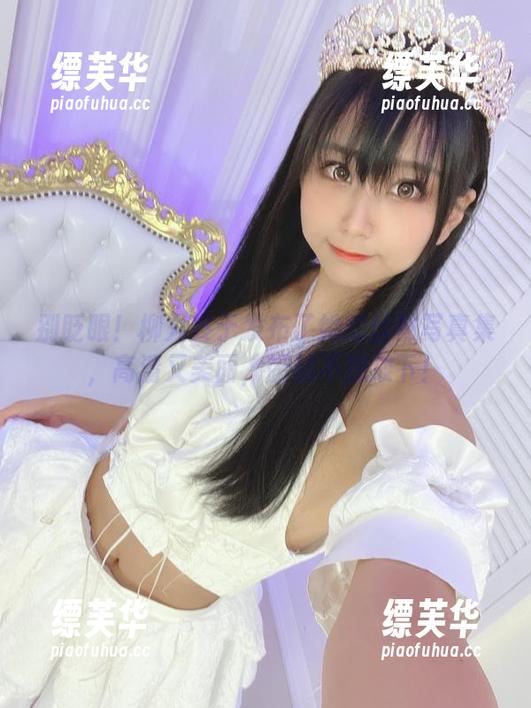 别眨眼！柳丸终于发布了她的丝袜写真集，高清又美丽，腿都不想放下！
