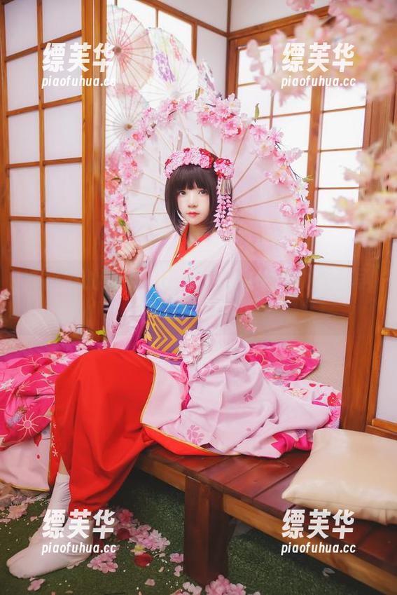 桜桃喵的豹纹，在线人群中一览众生，写真何其有趣！