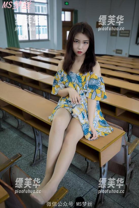 梦丝女神 - 在米线的连裤袜小私房中找寻答案：最新图片满满的挑逗