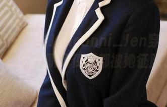 模范学院 - 当Jennanni_Jen穿上职业装,最新的职场资源都被她征服了!
