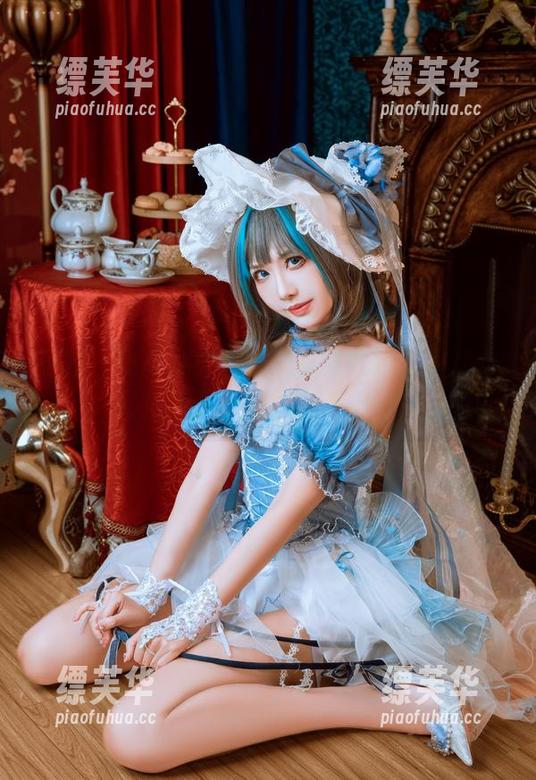 更新！来源自源纱希喵喵喵的镂空作品集，又把我对审美的底线捏碎了。