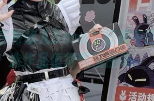 荷尔蒙在特软儿Sona牛仔裤中四溅,精选作品值得慢慢品味。