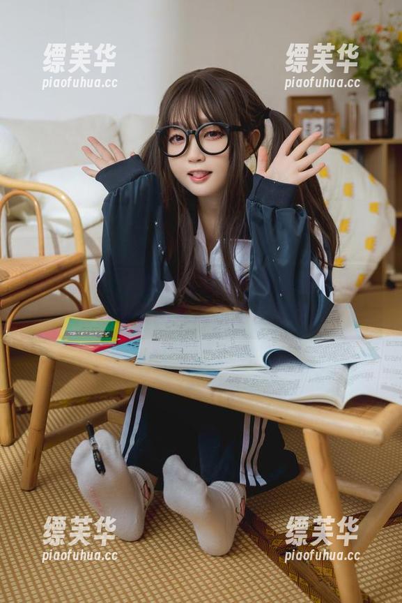 有人说神沢永莉女仆死库水能促进下载速度？快来图库找找是否属实！