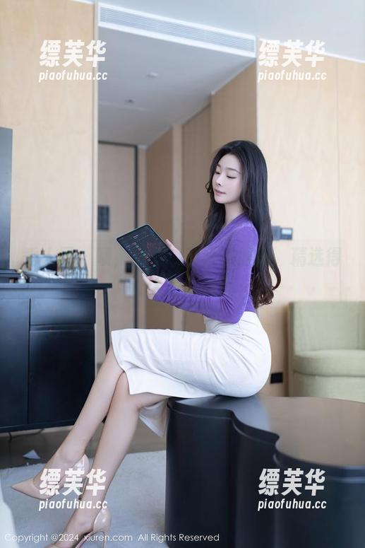 秀人网 - 啧，tina_甜仔制服照，精选得让人眼睛发亮
