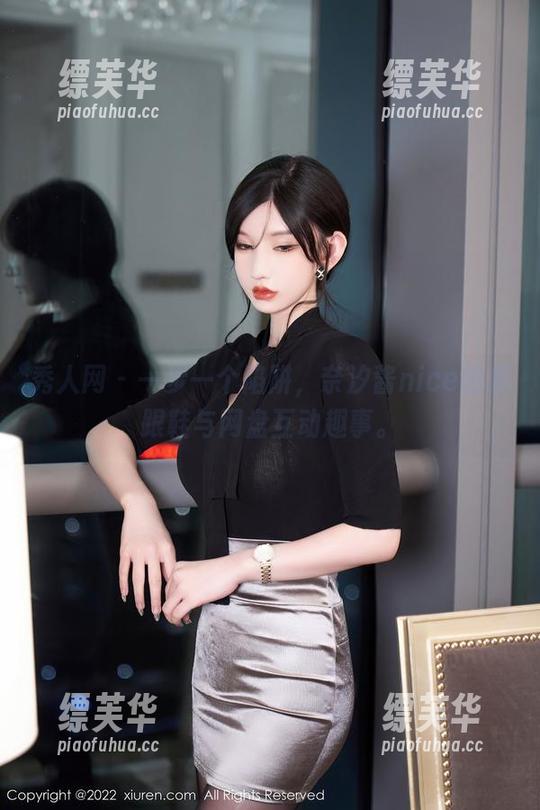 秀人网 - 一步一个陷阱，奈汐酱nice的高跟鞋与网盘互动趣事。
