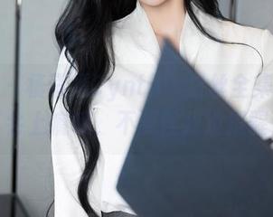 秀人网 - 杨紫嫣Cynthia白丝全集:小心看了会上瘾哦,不要怪我没提醒你?