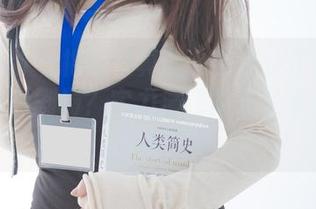 紧急企划 - 棉袜写真怎么就变成了樱樱樱可的网盘剧场?实力演绎袜子的多重身份!
