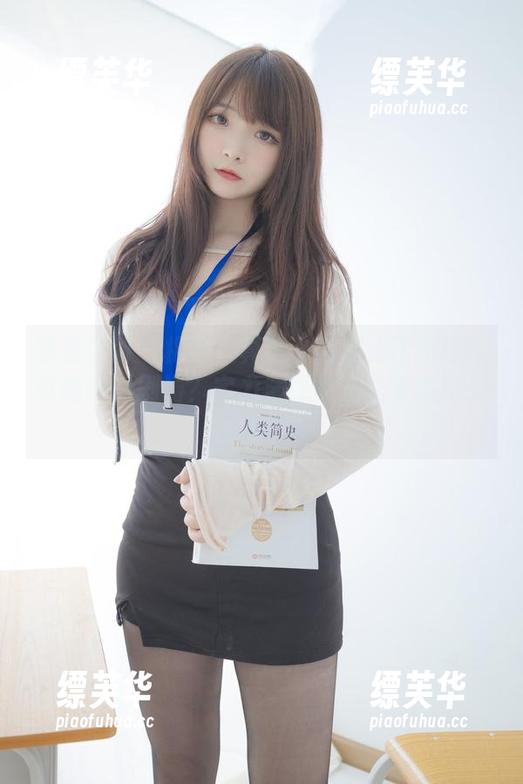紧急企划 - 棉袜写真怎么就变成了樱樱樱可的网盘剧场？实力演绎袜子的多重身份！