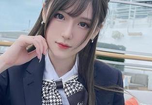 腐团儿Ikaros的长腿图集,无明显负担的优雅…神奇,哪里来的自信?