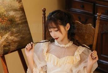 这些最新的汉服图片,蠢沫沫教你如何优雅中带点傻。
