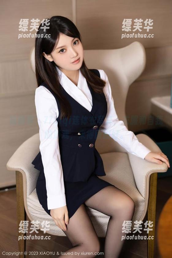 语画界-77qiqi 语画界 - 77qiqi连体衣写真,衣服和自我的游戏,来得刚刚好。
