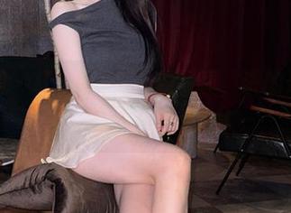 微密圈 - 轩子巨2兔的新写真,讲的是‘女神’也有软萌时刻!